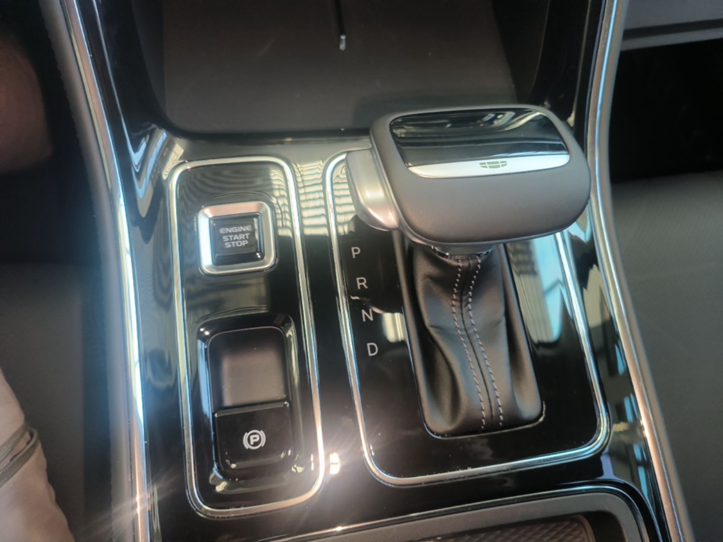 Geely Auto Emgrand 2026 Model 5th Generation 1.5L CVT Prestige Edition — снимка 16