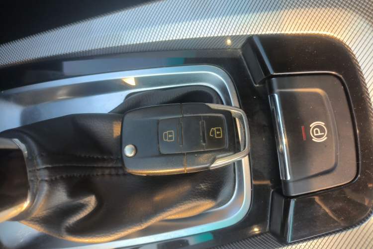 Used Luxgen U6 SUV 2016 1.8T Style Value Model
