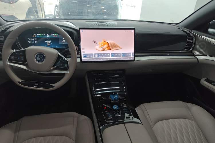 Used BYD Han 2024 DM-i Glory Edition 121KM Prestige Model