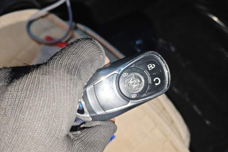 Used Buick Encore 2016 18T Automatic Two-Wheel Drive Urban Elite Model