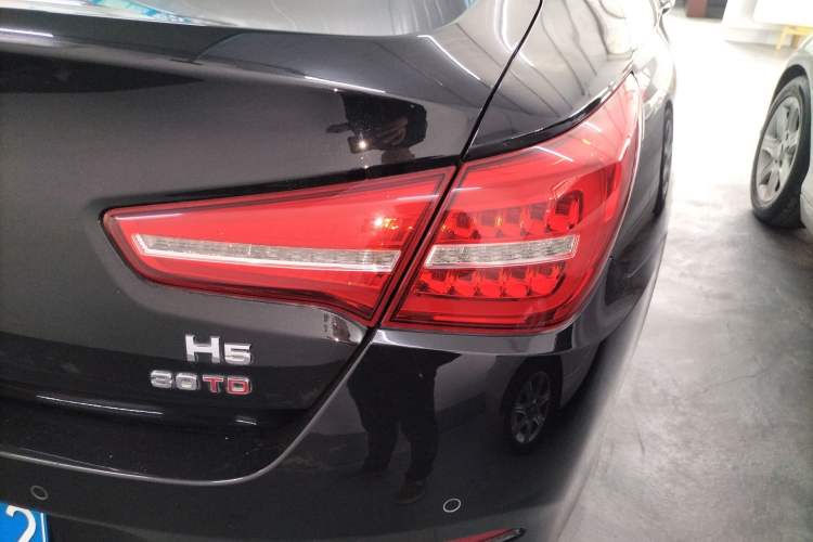 Used Hongqi H5 2020 1.5T DCT Flagship Edition Exterior 3