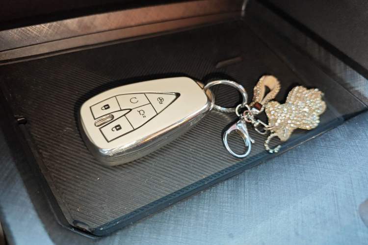 Used CHANGAN UNI-V 2023 1.5T Sport Edition Interior 1