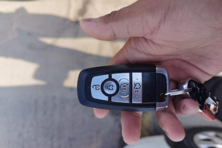 Used Ford Mondeo 2017 EcoBoost 180 Luxury Model
