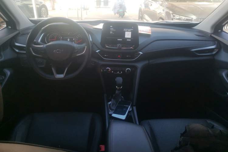 Used Chevrolet Orlando 2020 Light Hybrid Redline 530T Automatic Enjoyment Edition (5+2 Models)