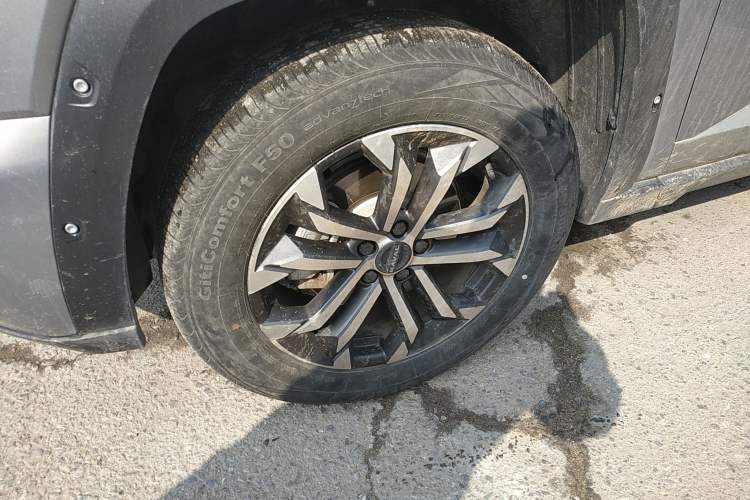 Used Haval H Dog 2023 1.5T Two-Wheel Drive Chao Ye Version Plus Left Front Wheel Hub