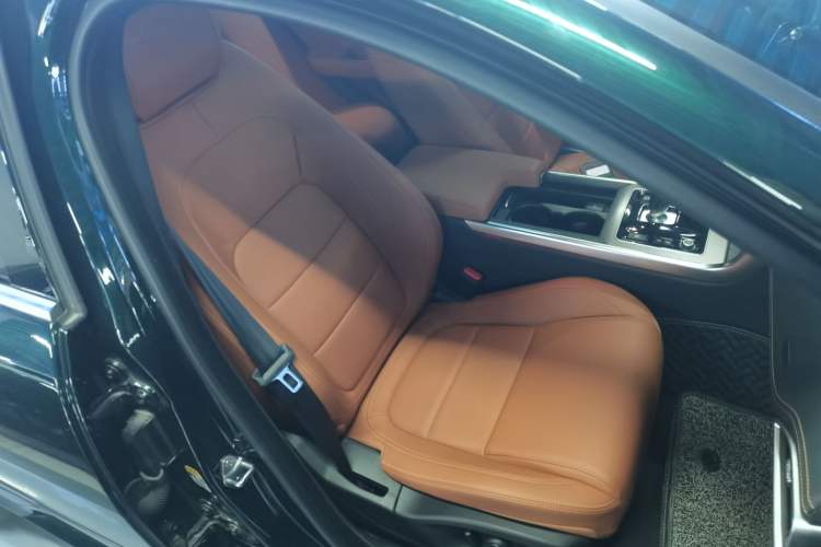 Used Jaguar XEL 2023 2.0T 250 PS R-DYNAMIC S Advanced Sport Edition
