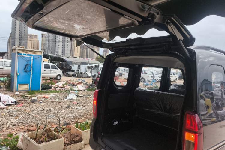 Used Wuling Zhiguang New Energy 2025 Comfort Model