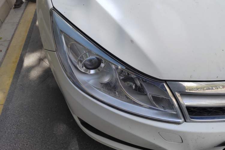 Used BYD Surui 2014 1.5L Manual Luxury Model
