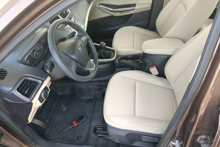 Used Ford Escort 2017 Revised Version 1.5L Manual Comfort Edition Left Front Seat