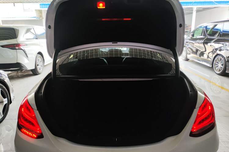 Used Mercedes-Benz C-Class 2018 C 180 L Fashion Edition Sport Version