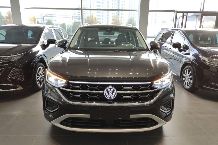 Used Volkswagen Tayron 2024 330TSI Two-Wheel Drive Luxury Plus Advanced Version
