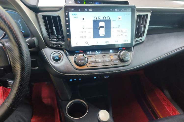 Used Toyota RAV4 2015 2.0L CVT Four-Wheel Drive New Edition
