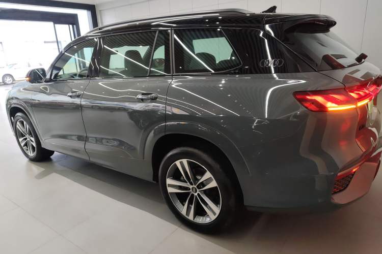 Used Audi Q6 2023 45 TFSI quattro Qiyun Edition Flying Rider Package
