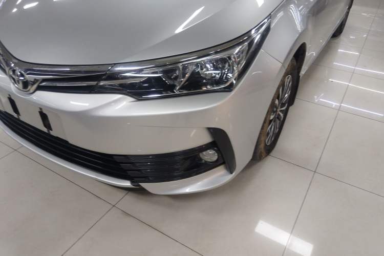 Used Toyota Corolla 2017 Revised Version 1.2T Manual GL-i