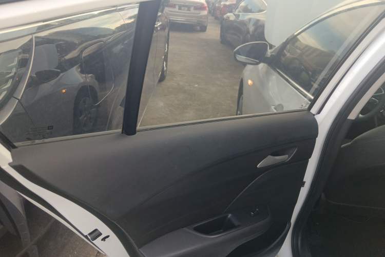 Used Chevrolet Cavalier 2019 320 Automatic Enjoyment with Sunroof