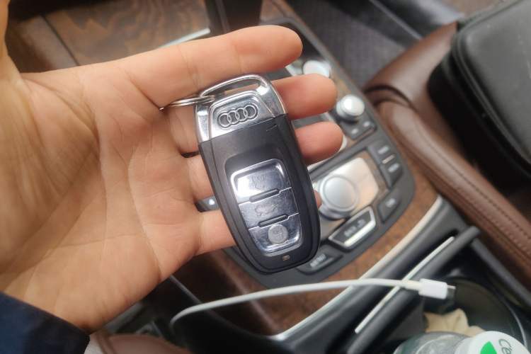 Used Audi A6L 2018 30th Anniversary Edition 45 TFSI quattro Luxury Model
