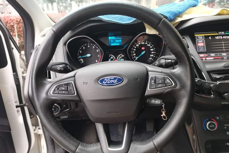 Used Ford Focus 2015 Sedan 1.6L Automatic Trend Model
