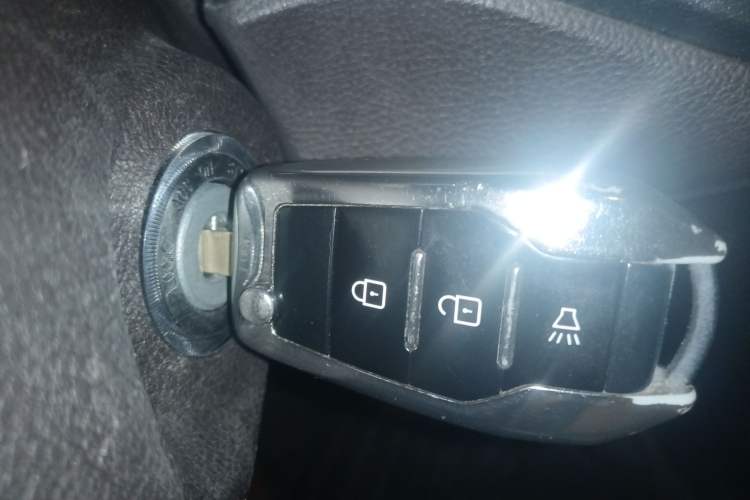 Used BAW Ruisheng Ace M7 2024 2.0L CNG Advanced Commercial Version 9 Seats