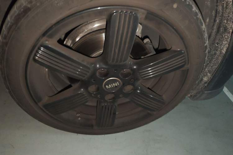 Used MINI 2023 1.5T COOPER Artist
