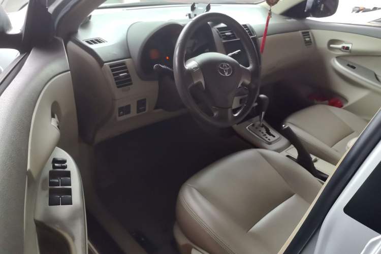 Used Toyota Corolla 2009 1.8L Automatic GLX-i Special Commemorative Edition Driver Seat