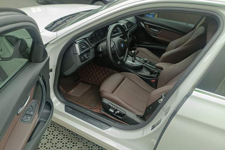 Used BMW 3 Series 2018 320Li Fashion Model
