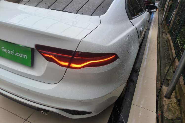 Used Jaguar XEL 2020 2.0T 200 PS R-DYNAMIC S Advanced Sport Edition Right Rear Taillight