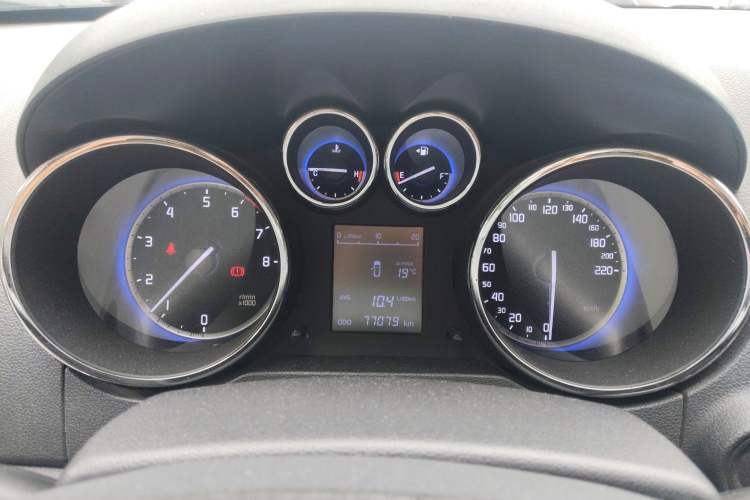 Used CHANGAN CS35 2016 1.6L Manual Luxury Model China IV Standard
