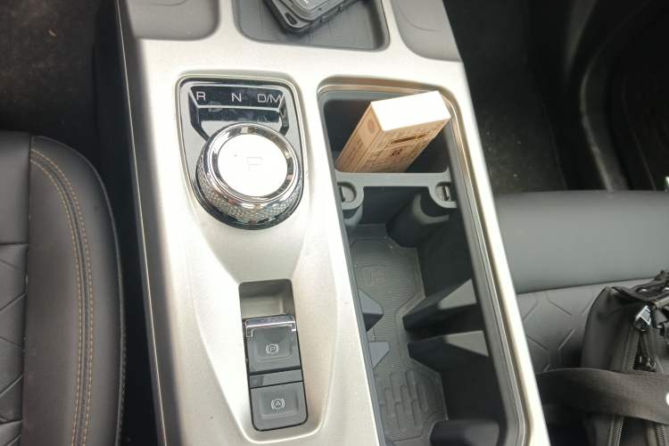 Used Haval DARGO 2024 2.0T DCT Chinese Rural Dog Edition Gear Lever