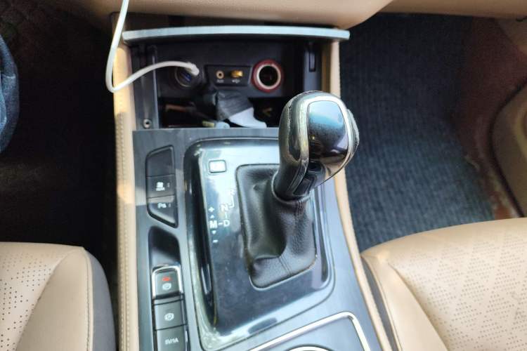 Used Baojun 730 2017 1.8L iAMT Prestige Version 7 Seats