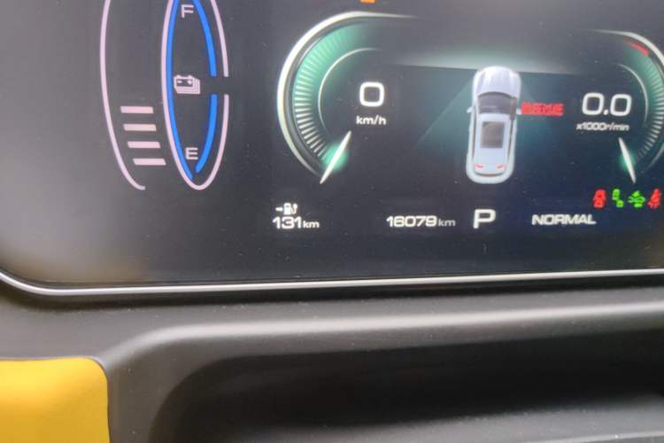 Used ORA Good Cat GT 2024 Mulan Edition 401 km Range Luxury Version 126 kW Odometer Close Up