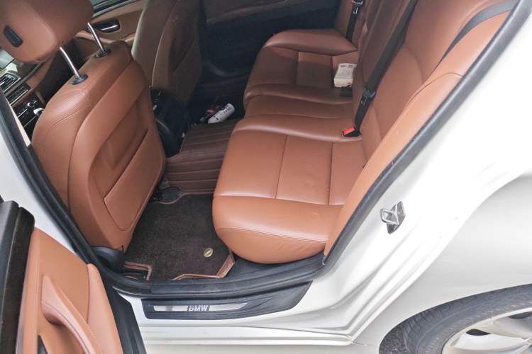 Used BMW 5 Series 2017 525Li Leading Model Left Rear Seat