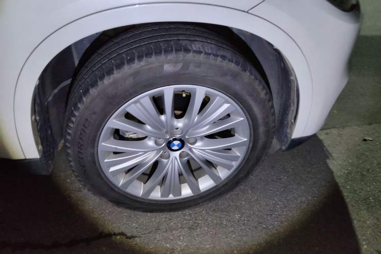 Used BMW X5 2017 xDrive28i
