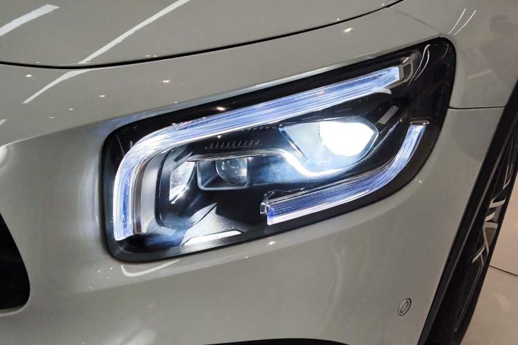 Used Mercedes-Benz GLB AMG 2023 AMG GLB 35 4MATIC
