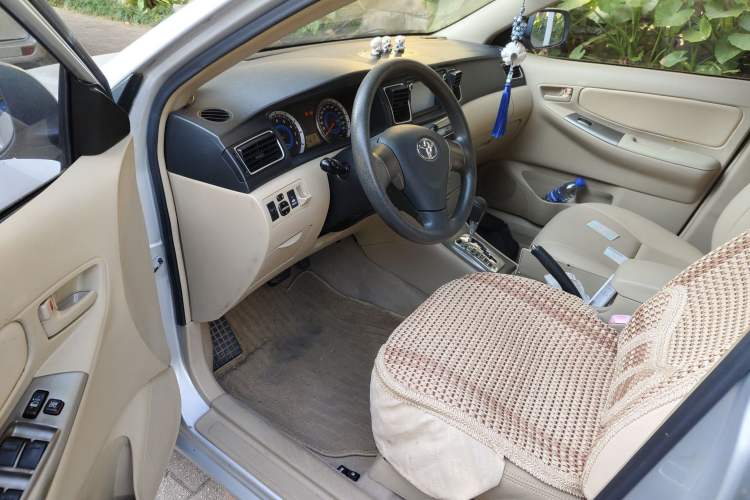 Used Toyota Corolla EX 2013 1.6L Automatic Luxury Edition