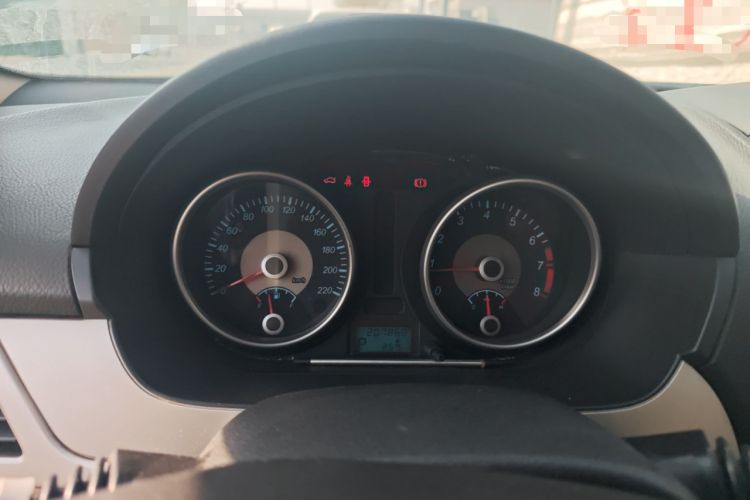 Used Buick Excelle 2013 1.5L Automatic Classic Model
