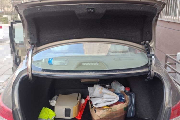 Used Nissan Sylphy 2012 Classic 1.6XE Manual Comfort Edition Trunk