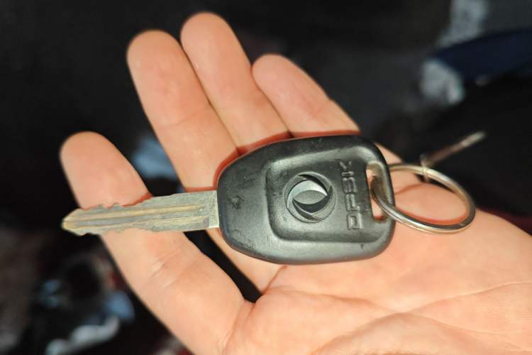 Used Dongfeng Fengon 330 2014 1.5L Manual Utility Version DK15 Vehicle Key