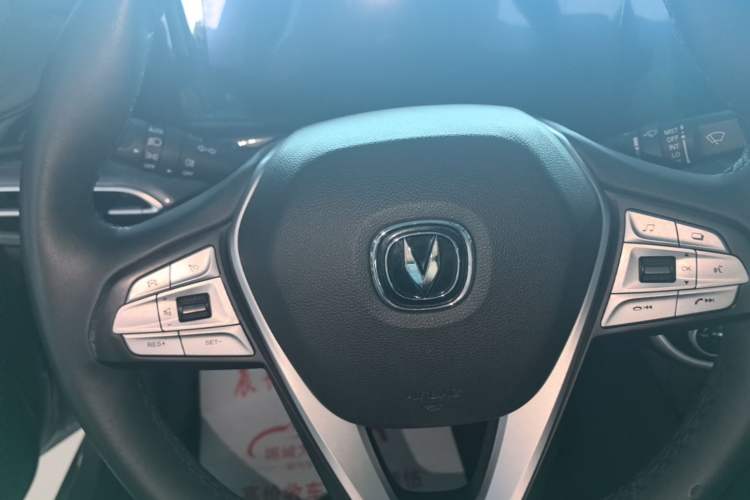 Used Geely Auto Vision 2019 Upgraded Model 1.5L Manual Luxury Version China VI Standard
