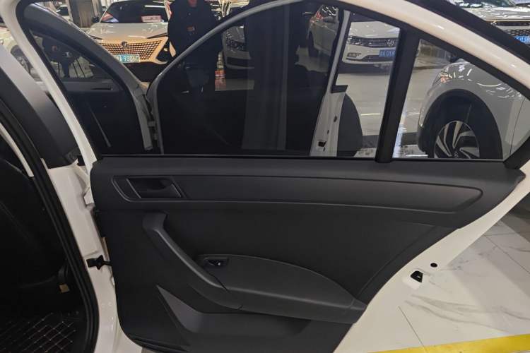 Used Volkswagen Santana 2021 1.5L Automatic Fashion Edition