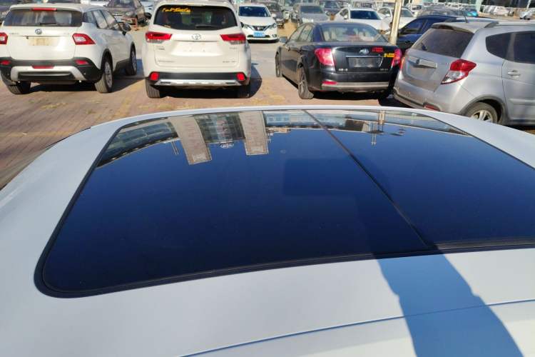 Used Volkswagen Sagitar 2023 200TSI DSG Excellence Edition
