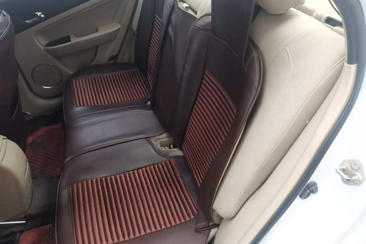 Used Bestune B50 2013 1.6L manual luxury version