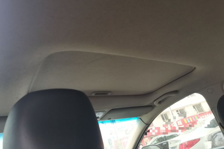 Used Kia K2 2012 Sedan 1.6L Automatic Transmission Premium Commemorative Edition Headliner