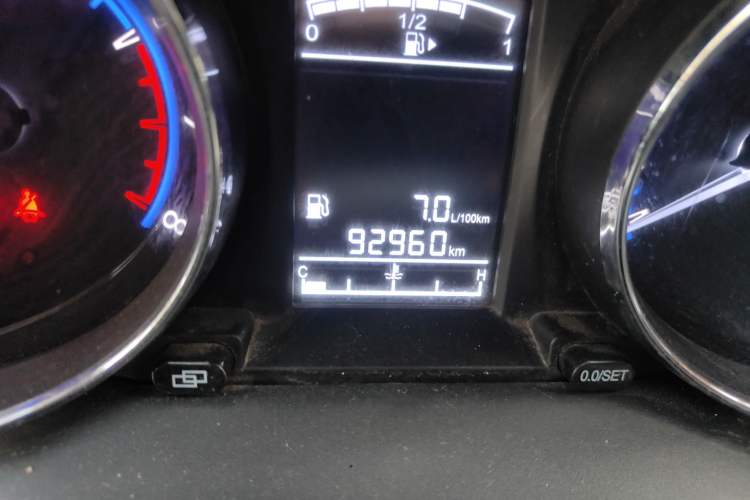 Used FORTHING Joyear X5 2013 1.6L Manual Luxury Model