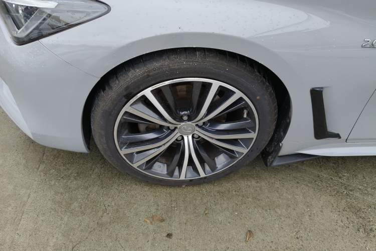 Used Infiniti Q60 2019 2.0T Luxury Edition