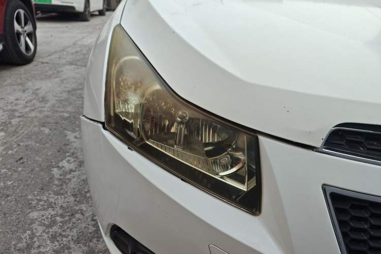 Used Chevrolet Cruze 2011 1.8L SE Automatic Right Front Headlight