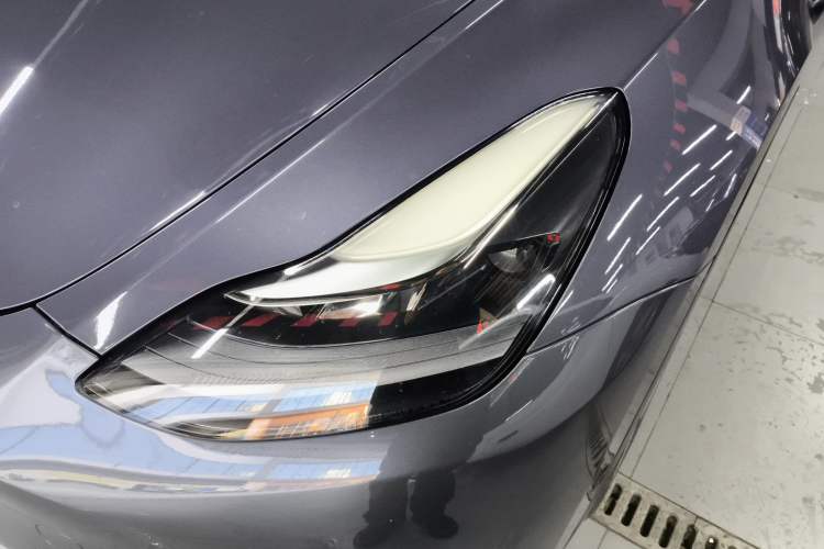 Used Tesla Model Y 2021 Long-Range All-Wheel-Drive Version 3D7