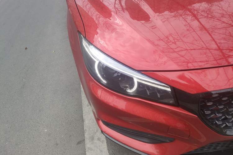 Used MG 6 2019 20T Automatic Trophy Competition Edition + BOSE Luxury Sound System Package Right Front Headlight