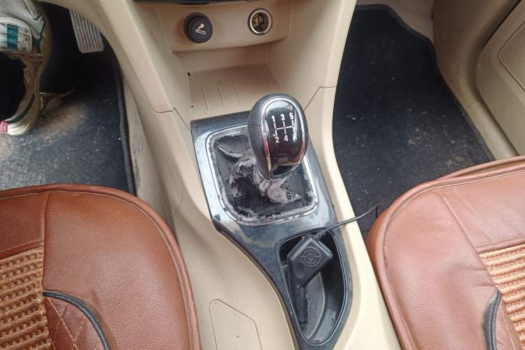 Used Baojun 730 2016 1.5L Manual Comfort Version 7 Seats China V Emission Standard