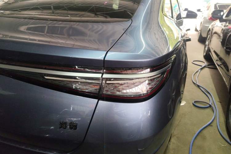 Used BYD Seal 2024 HONOR Edition DM-i 1.5L 121km Luxury Model
