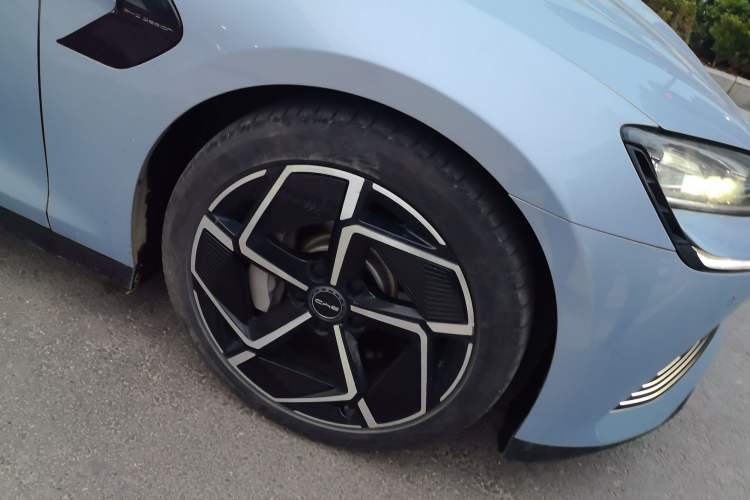 Used BYD Seal 2022 700 km Long-Range Rear-Wheel-Drive Version
